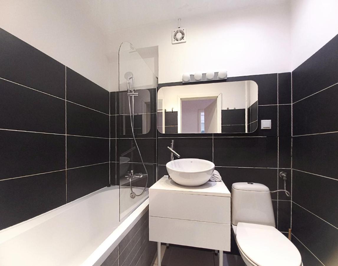 Warsaw Concierge Saska Viaduct Appartement Buitenkant foto