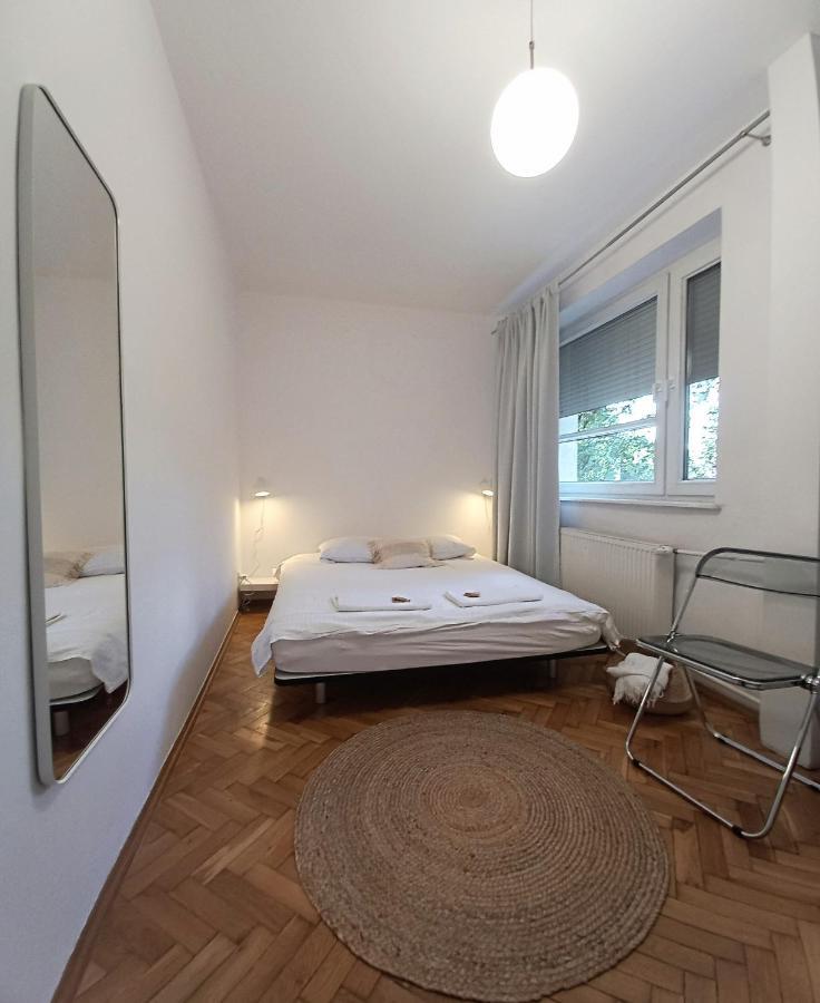 Warsaw Concierge Saska Viaduct Appartement Buitenkant foto